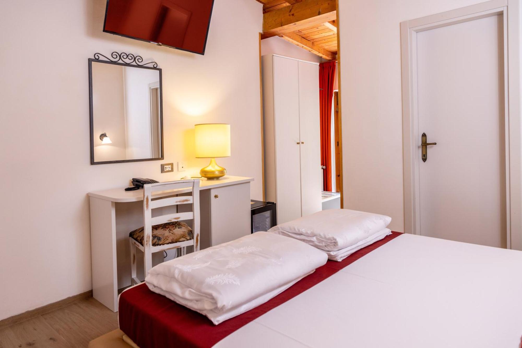 Hotel Rabay Brenzone sul Garda Exterior foto